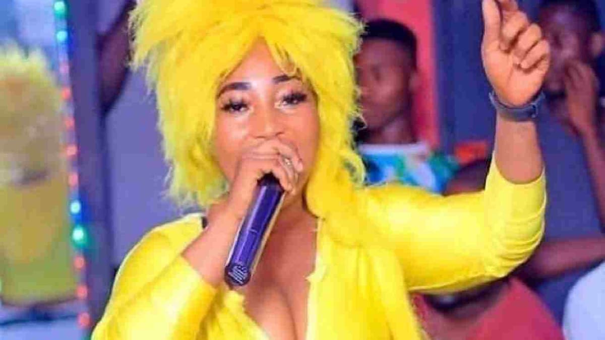 La chanteuse ivoirienne Vicky Martini