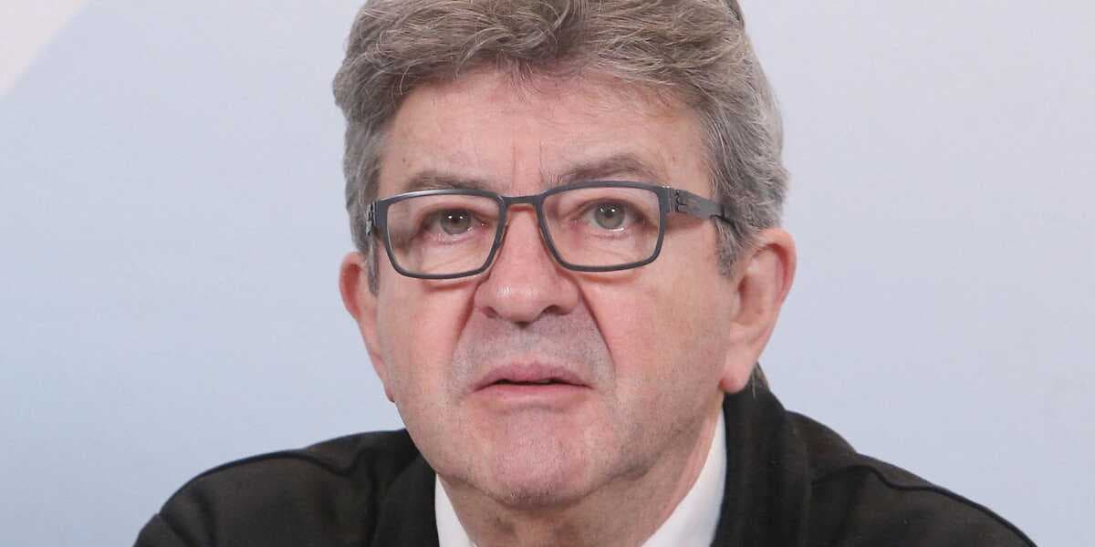 Sénégal: Mélenchon invité par Ousmane Sonko, alliance stratégique ou opportunisme politique ?
