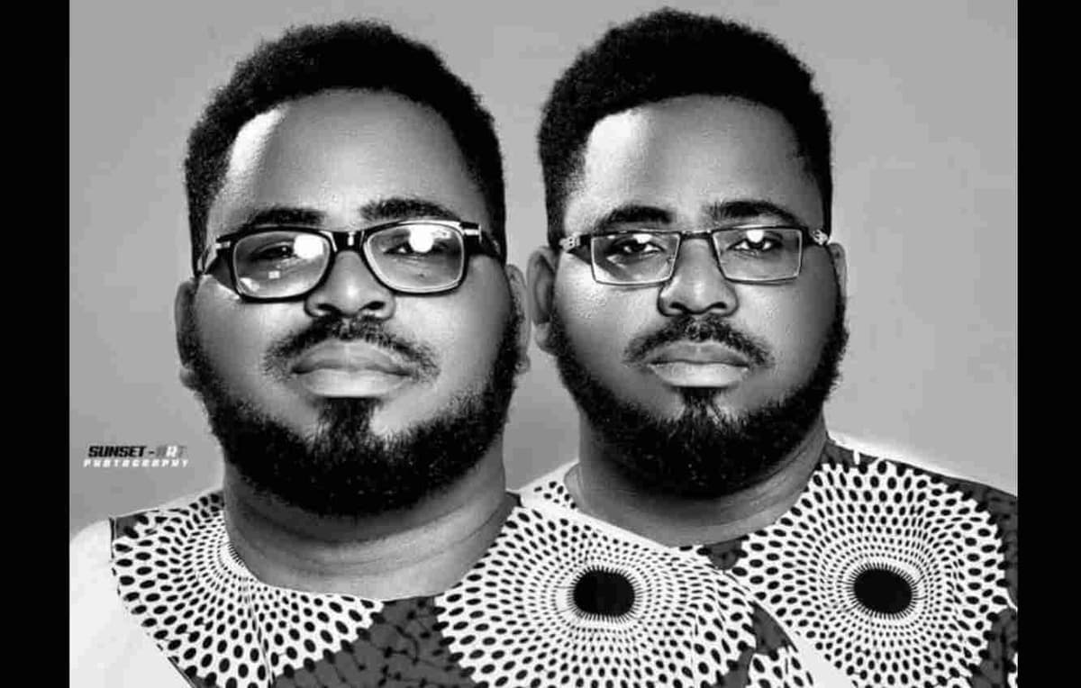 Les jumeaux Grâce et Gloire Dossou Yovo