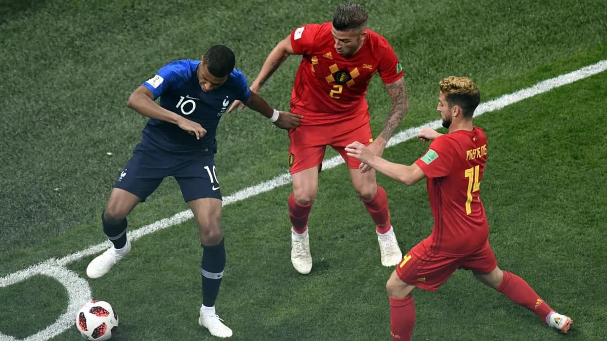 Des joueurs de la France et de la Belgique