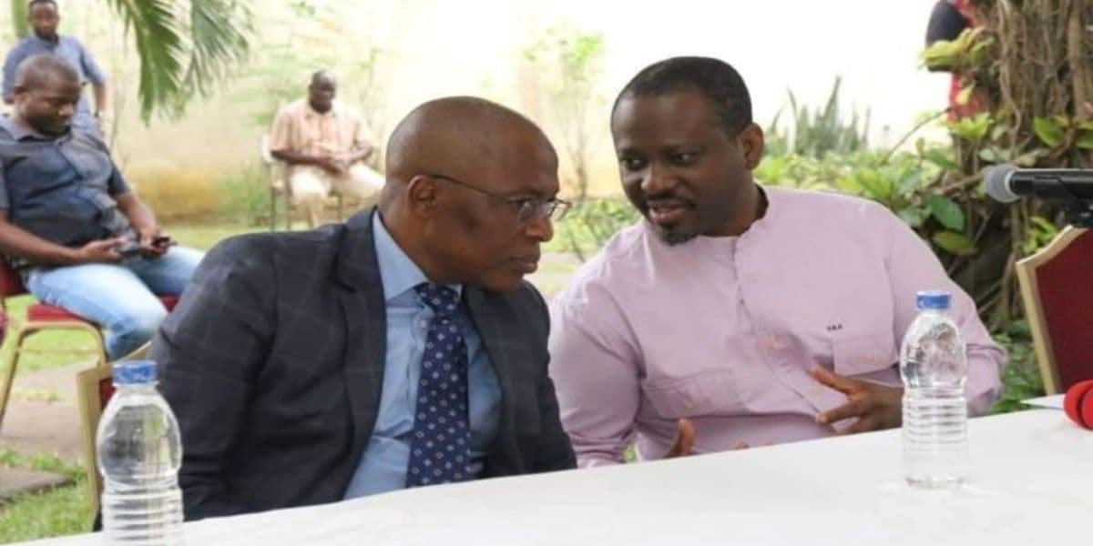 Mamadou Traoré et Soro Guillaume lors d'une rencontre politique en Côte d'Ivoire.