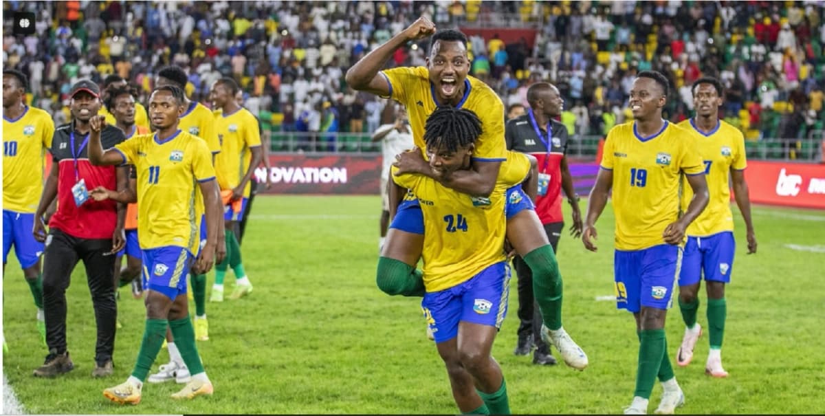 Les Amavubi du Rwanda célèbrent leur victoire contre le Bénin