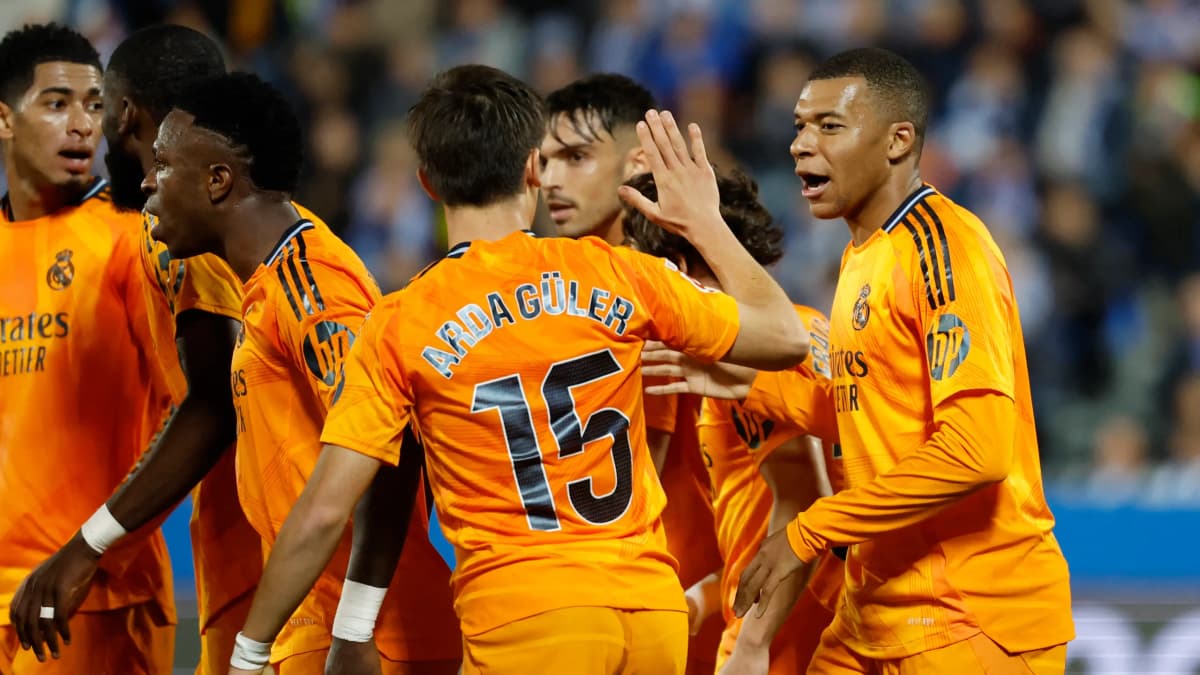 Les joueurs du Real Madrid célèbrent leur but