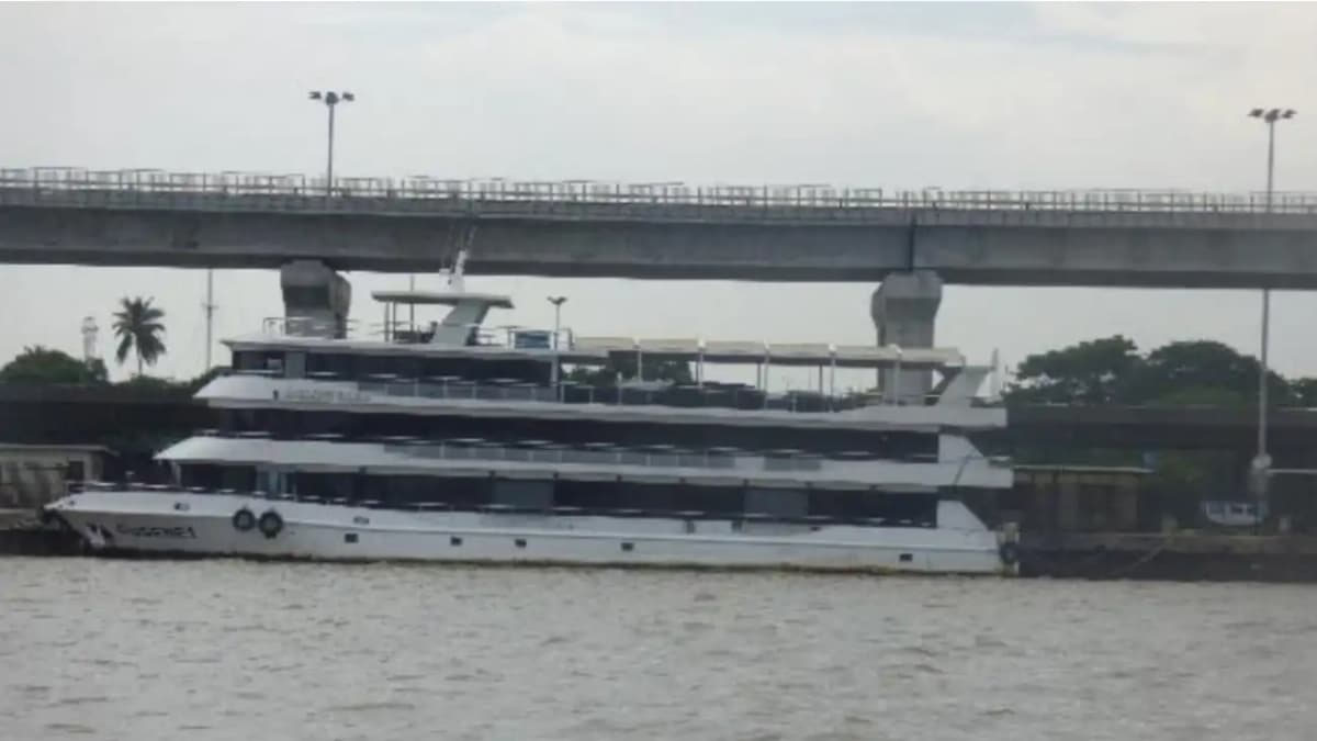 Aménagements paysagers et engins luxueux de navigation fluviale Ã  Lagos.