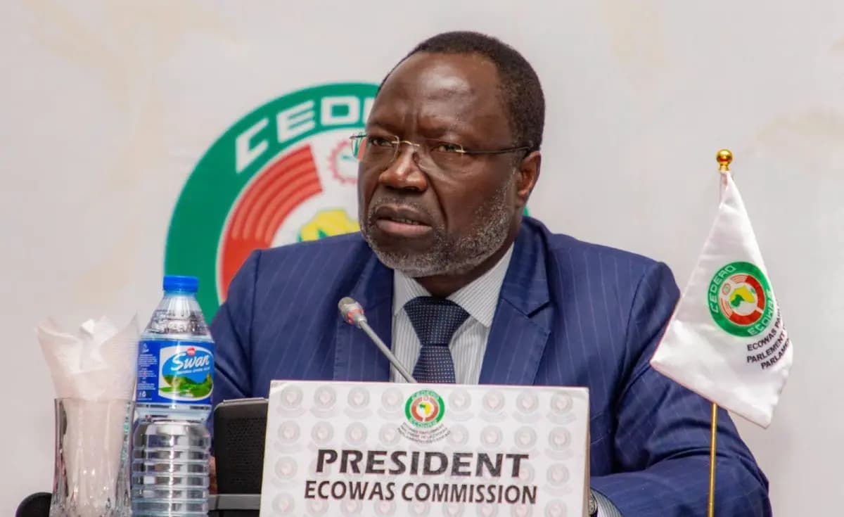 Le président de la Commission de la Cédéao, Dr Omar Alieu Touray