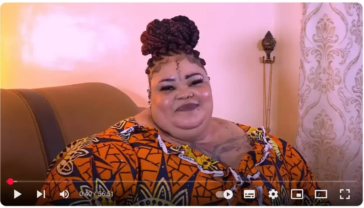 La vloggeuse La Go Range Rover