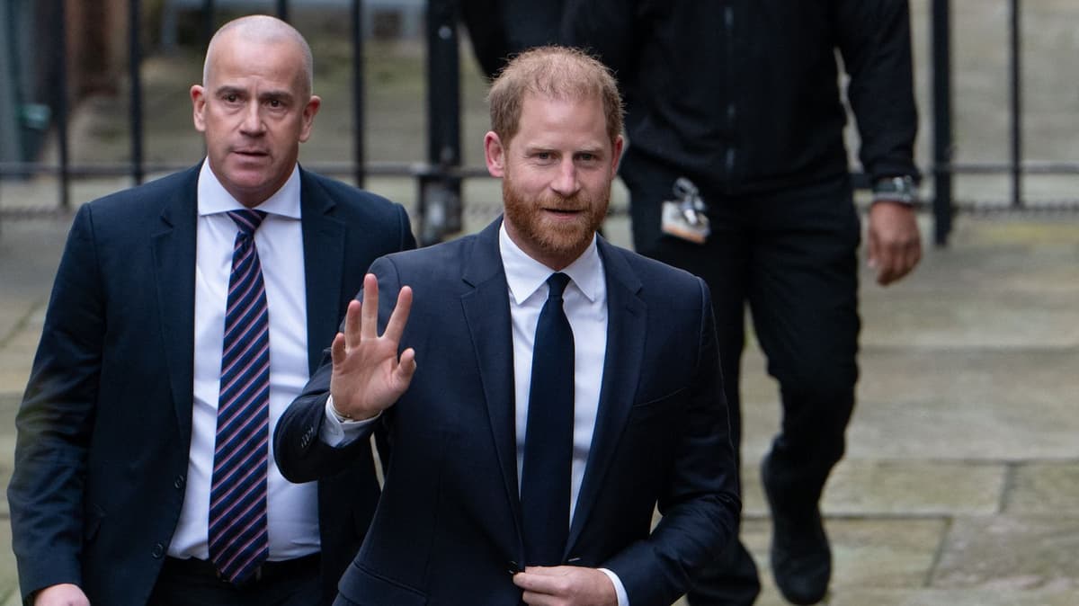 Procès contre le Daily Mail impliquant le prince Harry et Elton John