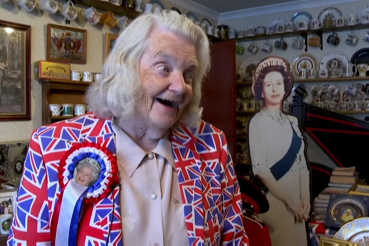 Margaret Tyler collectionne plus de 1 200 souvenirs royaux