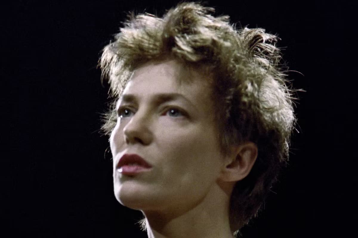 La célébrité annonce qu’elle s’affiche désormais sans maquillage