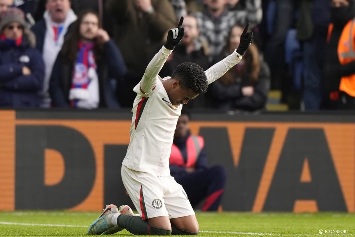 Chelsea : Estêvão efface un record vieux de 30 ans