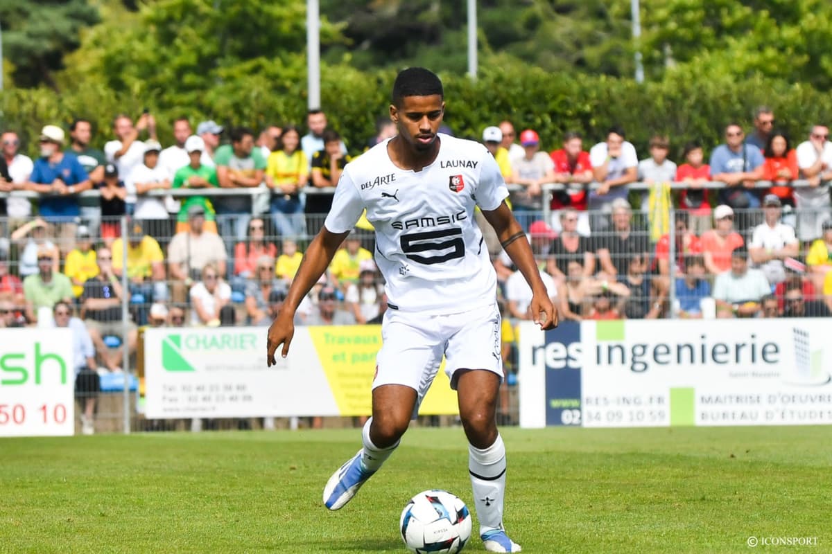 Noah Françoise de retour à l’US Avranches après un passage au Portugal