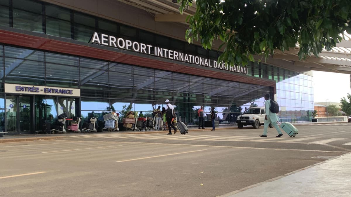 Niger : des détonations entendues près de l’aéroport international à Niamey