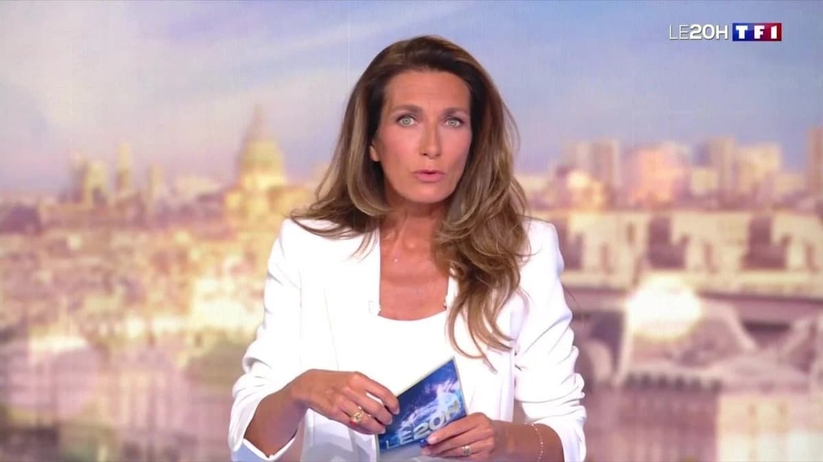 Anne-Claire Coudray : le maillot de l’AS Saint-Étienne aperçu au JT de TF1 s’arrache