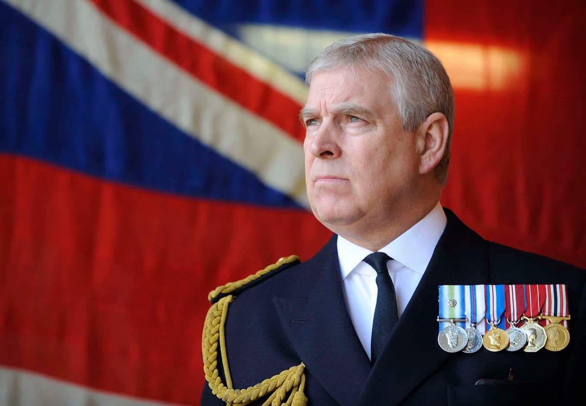 Andrew Moutbatten-Windsor : le visage dévoilé sur une photo après sa libération