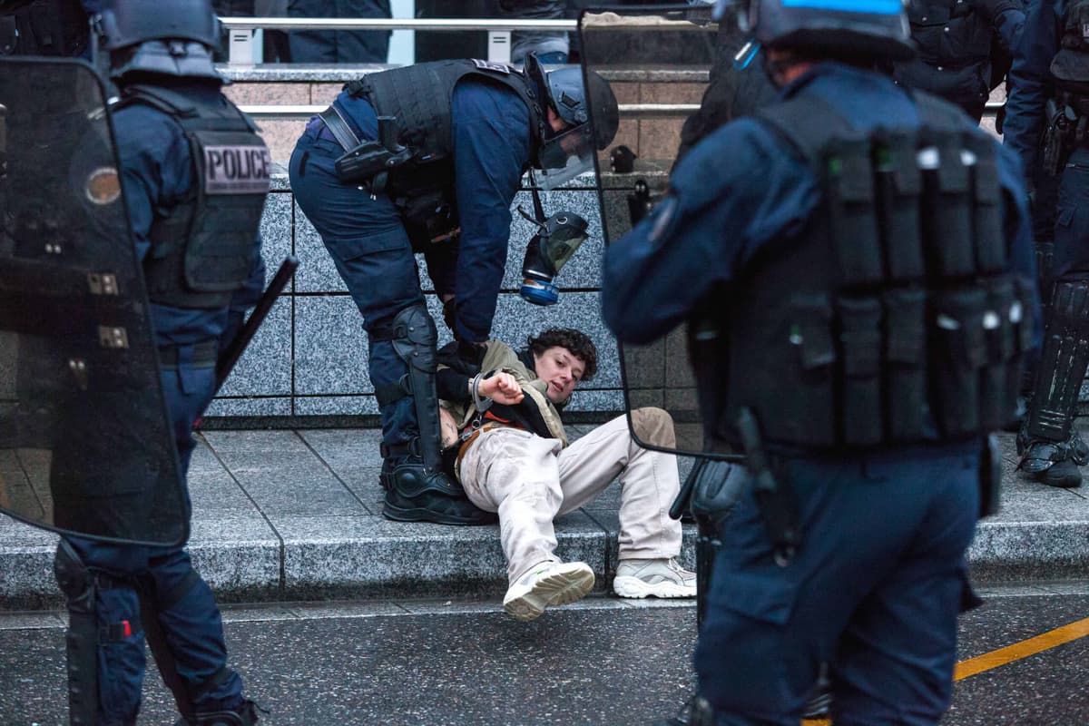 France:  il se présente à la police après avoir violenté une femme au sein d’un logement