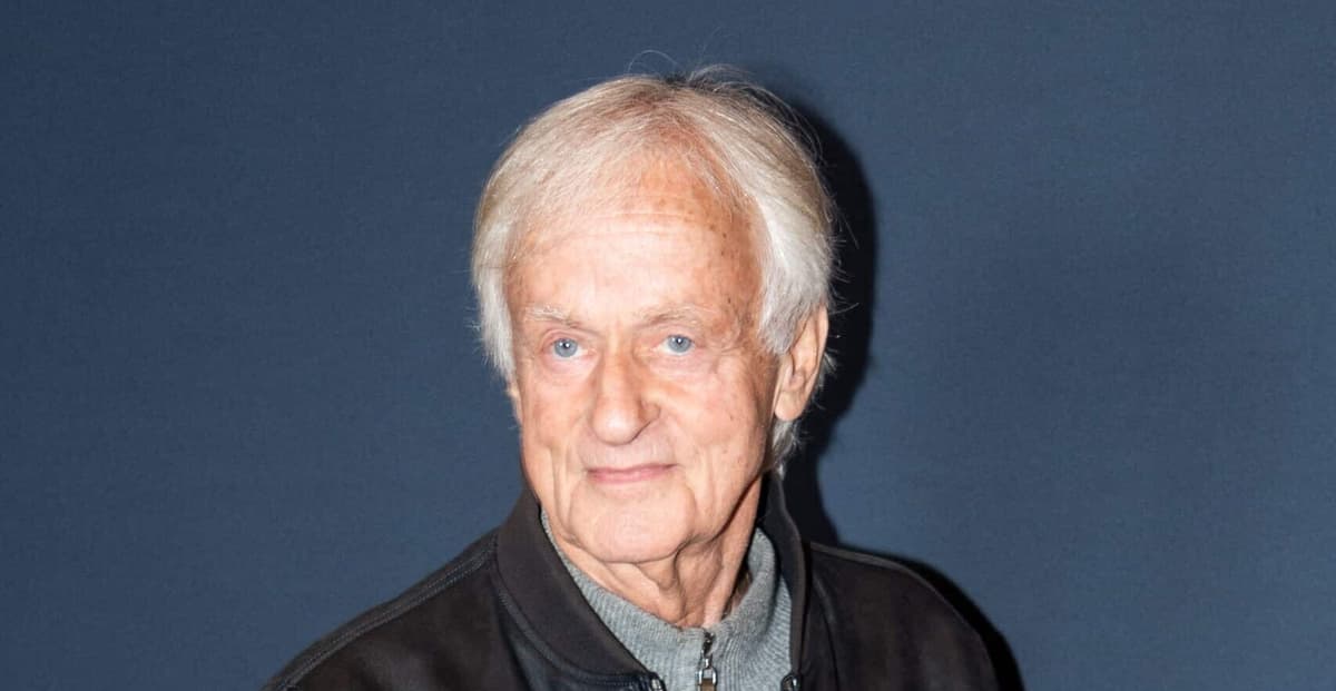 Dave déplore son absence aux Enfoirés et estime qu’on privilégie les gagnants de la Star Ac