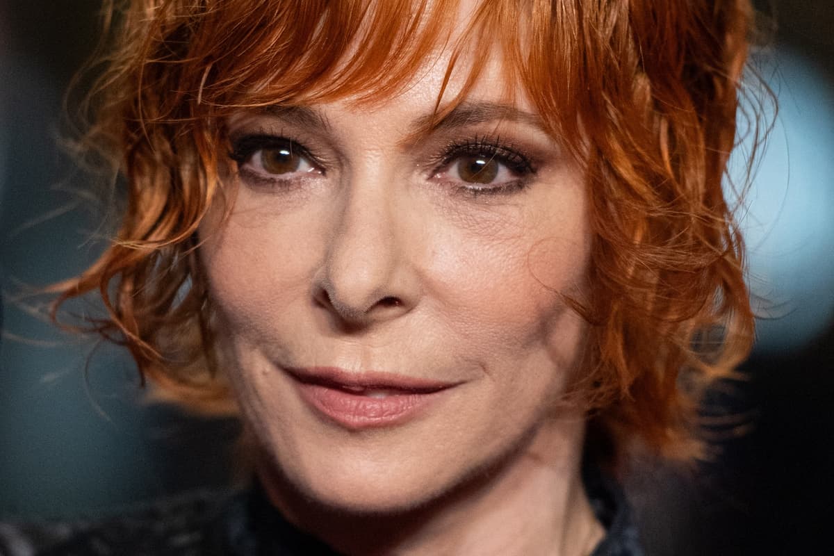 Mylène Farmer et Tahar Rahim aperçus complices à la première du spectacle de Sting à la Seine Musicale