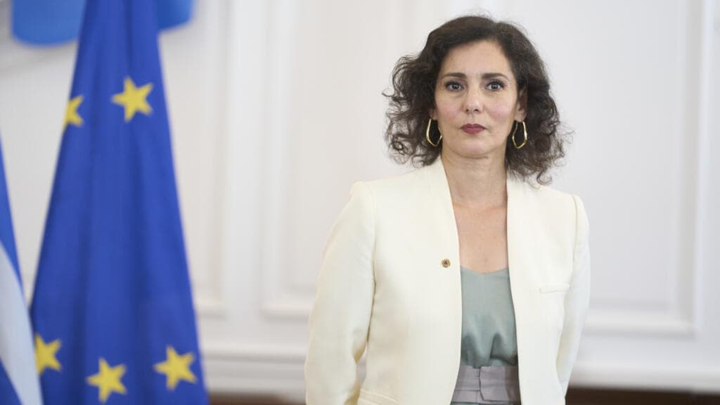 RDC : la commissaire européenne à l’aide humanitaire débute sa tournée dans les Grands Lacs