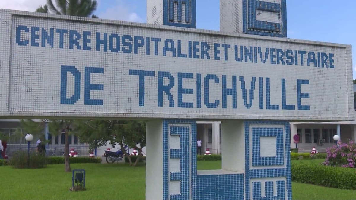 Côte d’Ivoire – CHU de Treichville : le personnel en grève pour des salaires impayés