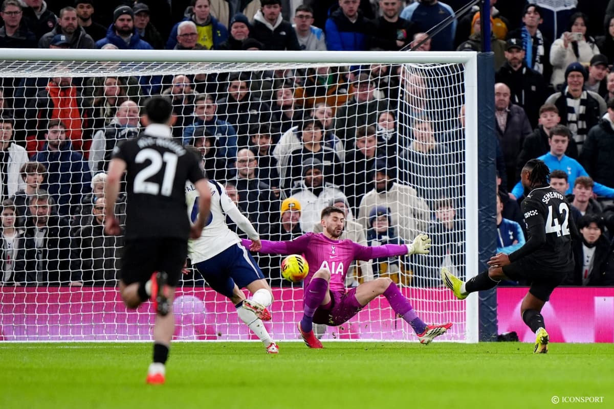 Antoine Semenyo buteur contre Manchester City en Premier League