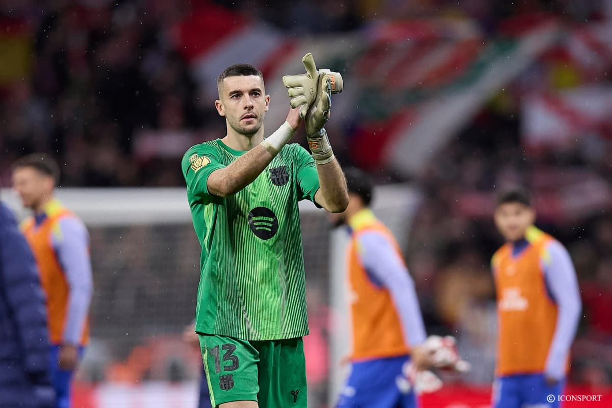 FC Barcelone : Joan Garcia inquiète