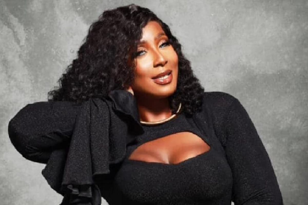 Côte d’Ivoire : Maabio convoquée pour usage du téléphone au volant