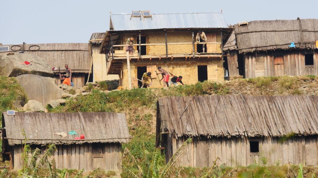 Madagascar : La culture zafimaniry menacée par la déforestation