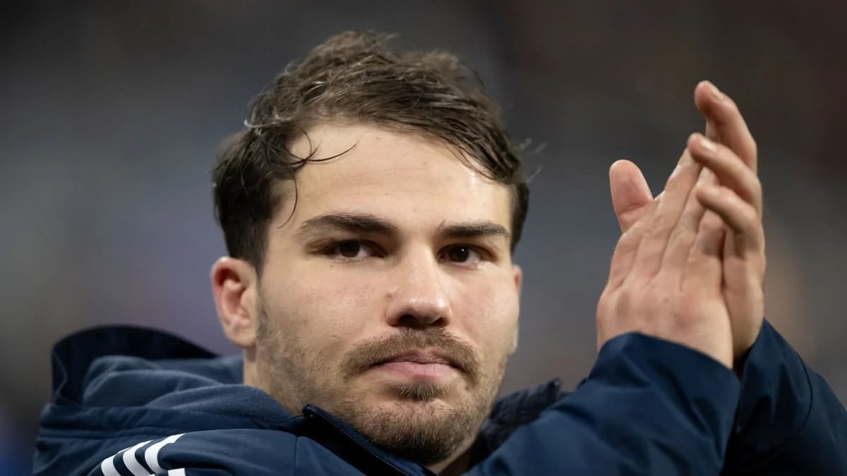 Antoine Dupont s’indigne d’un plafond salarial ‘invasif’