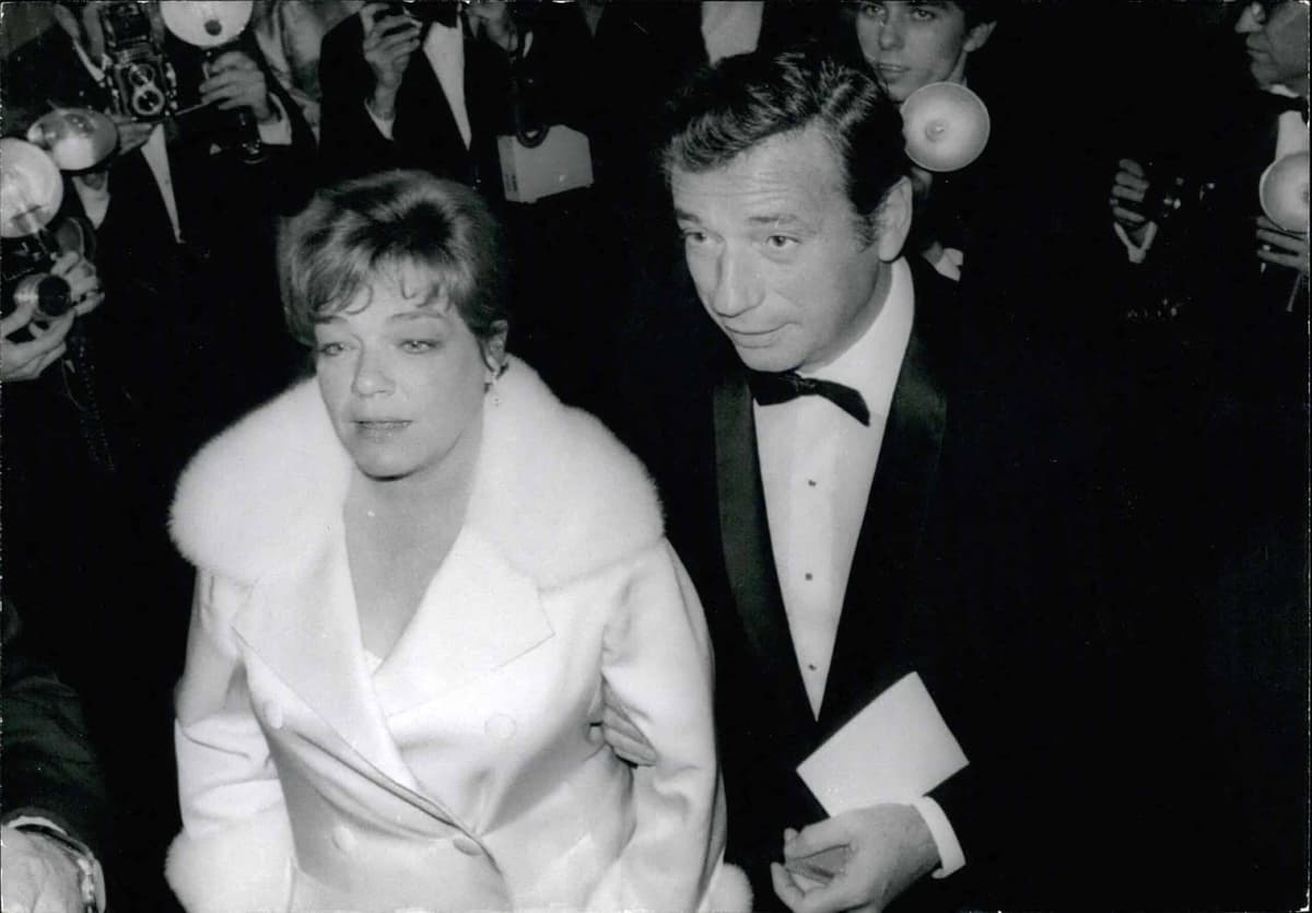 Yves Montand : Simone Signoret est morte dans leur château du XIXème siècle, proche de Thoiry
