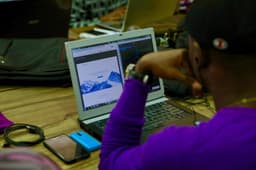 Côte d’Ivoire : 6,5 millions d’euros de la BAD pour soutenir les jeunes entreprises technologiques