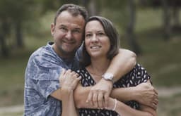 Yoann et Emmanuelle annoncent le décès de leur meilleur ami atteint d’une maladie incurable