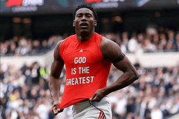 Le joueur Nigérian Taiwo Awoniyi dans le viseur de la FA après une célébration