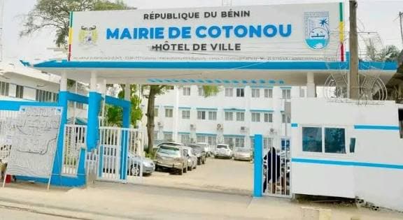 Bénin : les chefs d’arrondissements et présidents de commissions du Conseil municipal de Cotonou officiellement installés
