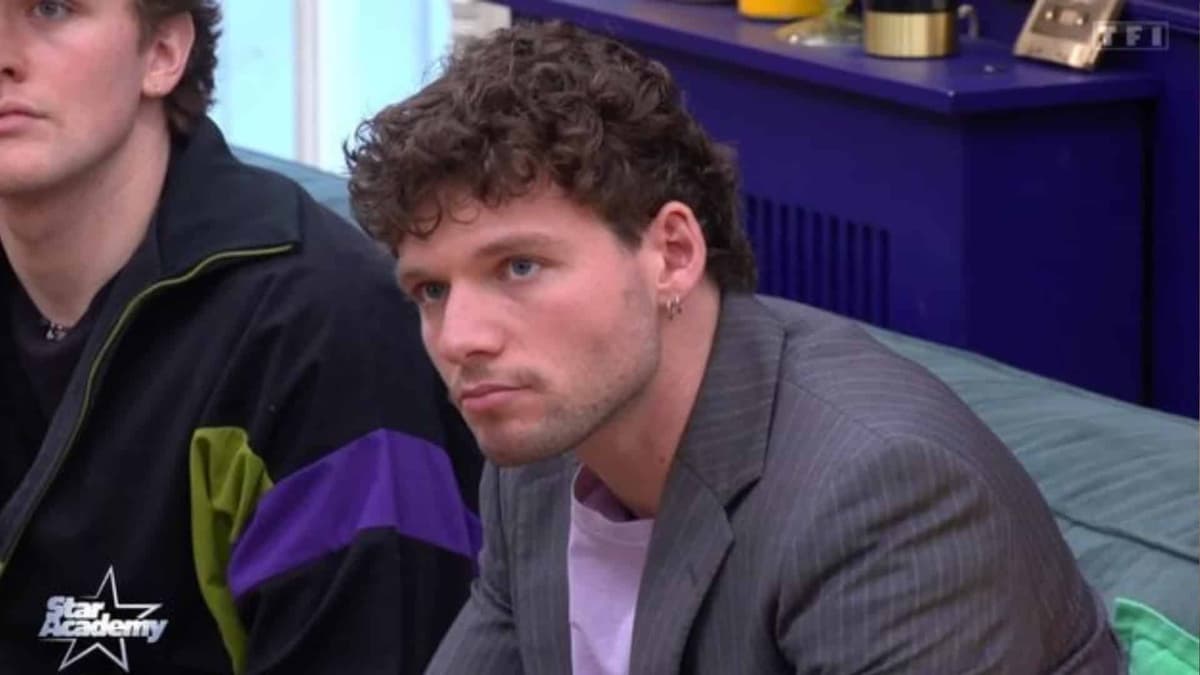 Théo ciblé par des commentaires grossophobes après s’être affiché torse nu lors de la tournée de la Star Academy