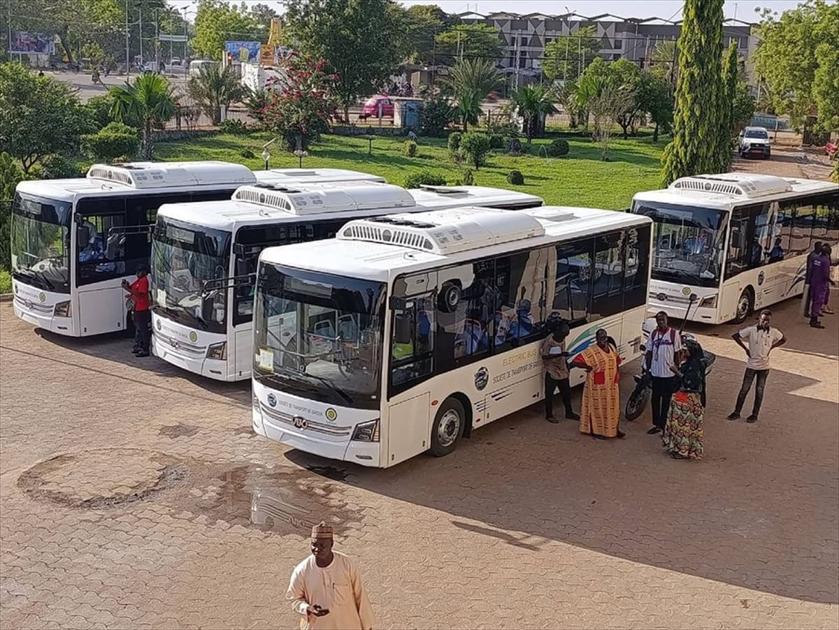 Centrafricaine : un contrat de 30 millions USD pour l’achat de 300 bus visant à relancer le transport public