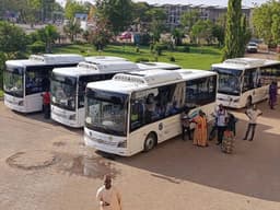 Centrafricaine : un contrat de 30 millions USD pour l’achat de 300 bus visant à relancer le transport public