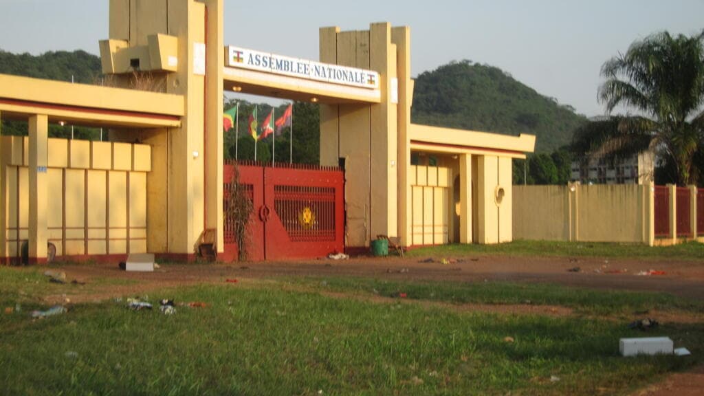 Cameroun : le parlement reporte l’adoption de la réforme du code électoral