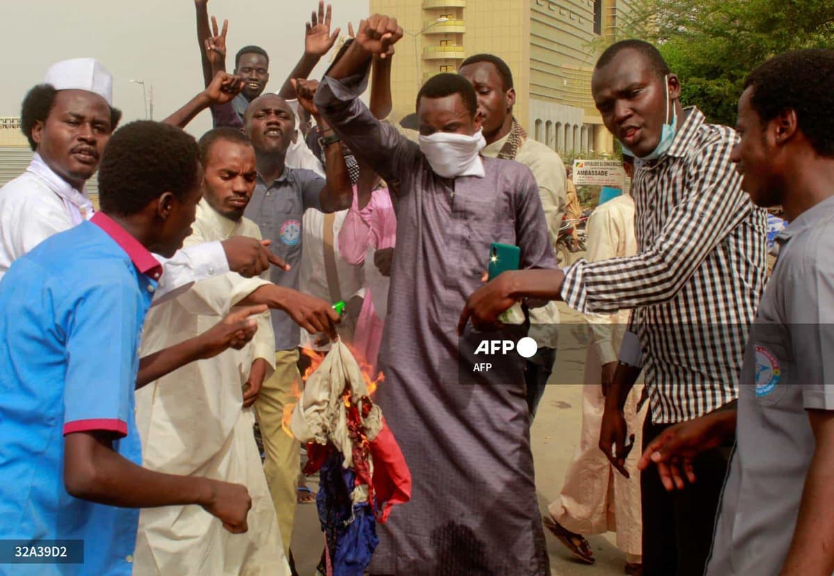 Manifestations contre la présence française au Tchad: prison ferme requis contre des leaders