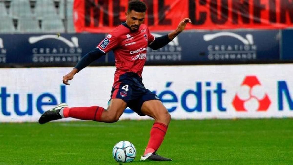Officiel : Cédric Hountondji rejoint Angers, Clermont enrage