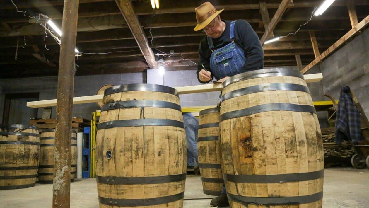 42 morts et 100 individus hospitalisés, après la consommation de l’alcool frelaté