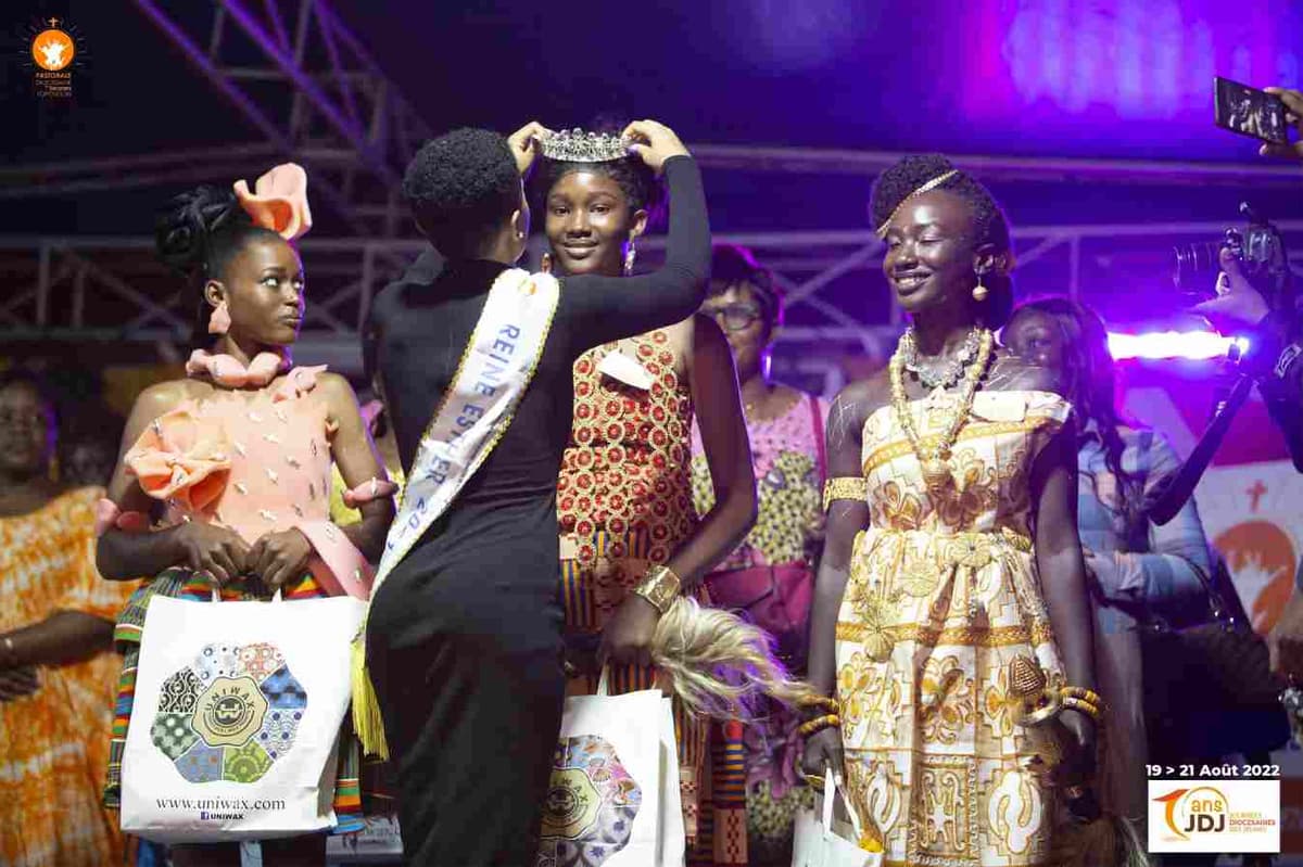 Côte d’Ivoire: un concours de beauté « Miss Vierge » enflamme la toile
