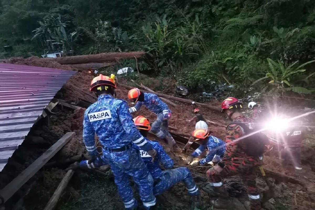 Malaisie: un glissement de terrain fait au moins 16 morts et 17 disparus dans l’ouest du pays