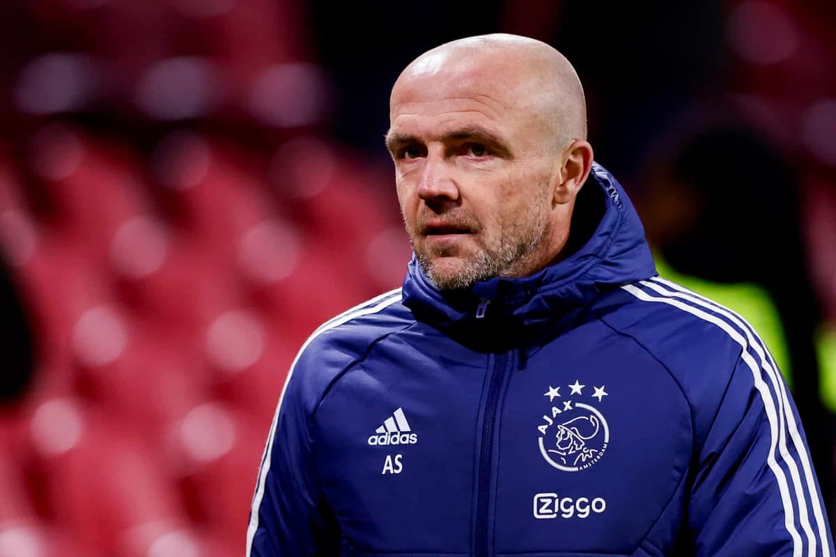 Ajax Amsterdam:                                      Alfred Schreuder limogé
