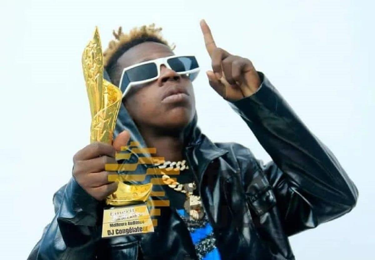 Côte d’Ivoire: ce jour où l’artiste DJ Congélateur voulait se jeter du 2è étage