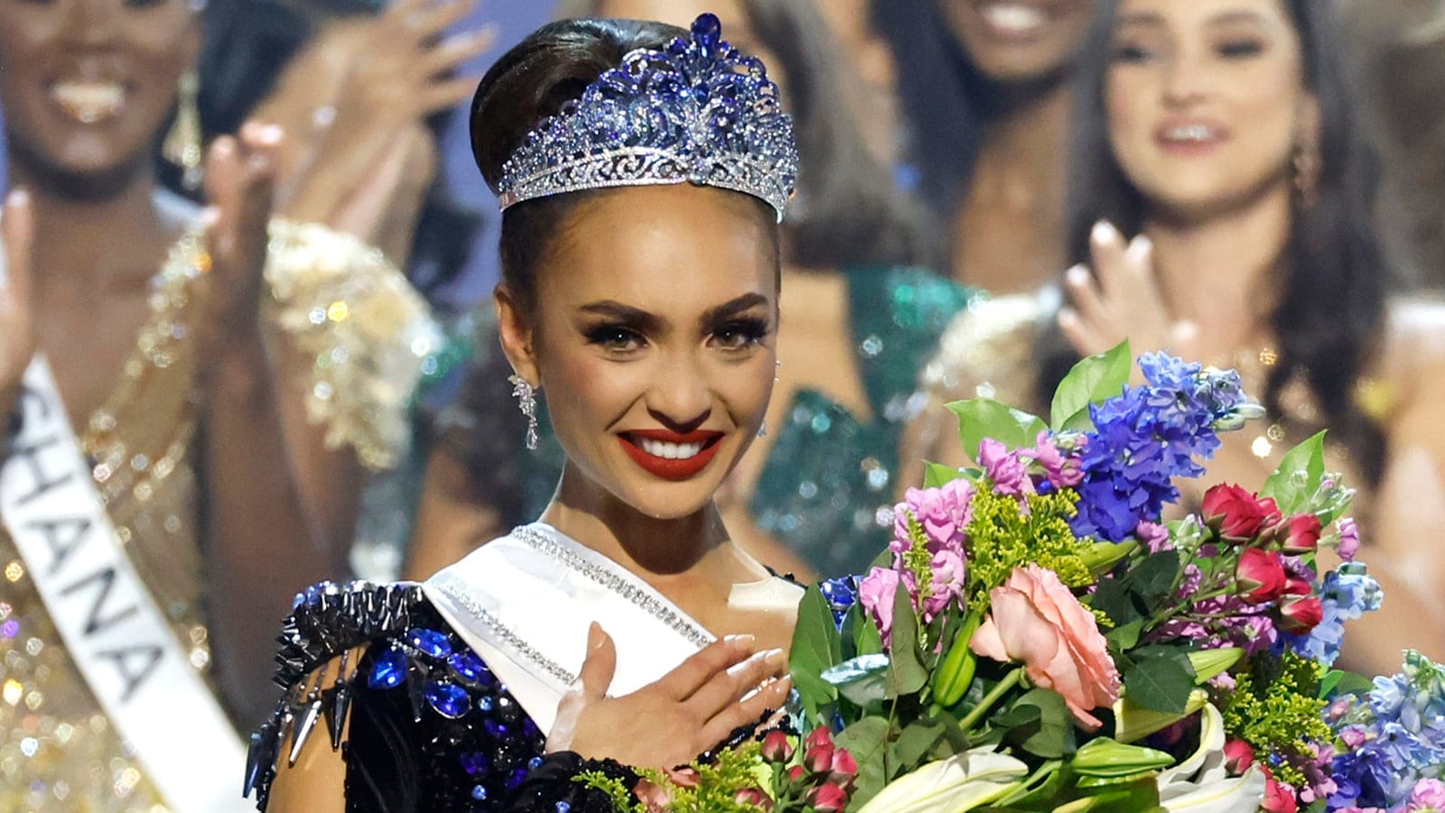 Miss Univers 2023: l’Américaine R’Bonney Gabriel couronnée la plus belle femme du monde