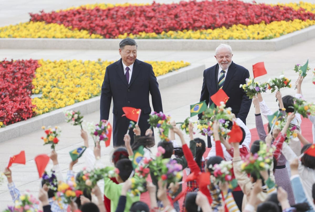 Après Emmanuel Macron, le président brésilien Lula da Silva rencontre Xi Jinping