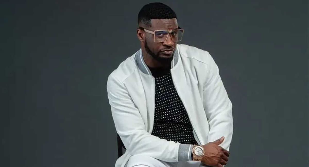 « Tu vas beaucoup me manquer », l’artiste Peter Okoye pleure la mort de l’acteur Mr Ibu