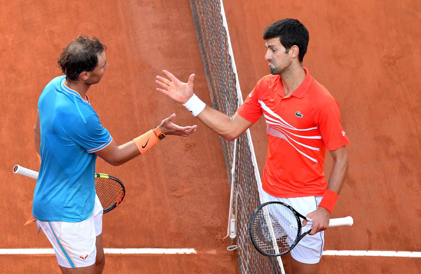 Tennis: Stefanos Tsitsipas encense Djokovic et critique Nadal