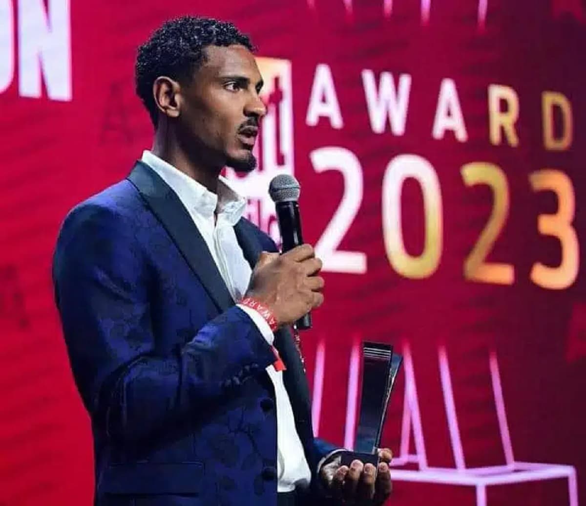 Sport Bild Awards: Sébastien Haller honoré pour son combat contre le cancer