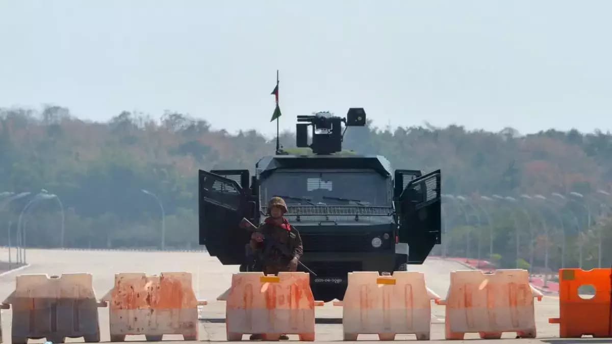 Le Bangladesh expulse 288 soldats birmans